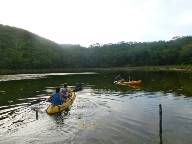 Disfruta de los kayaks con amigos